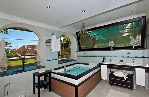 Positano City Centre Apartment | 80 m² Serviced apartment ∙ 2 bedrooms ∙ 7 guests
