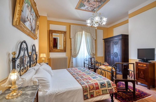 Foiano della Chiana House | 800 m² House ∙ 10 bedrooms ∙ 20 guests