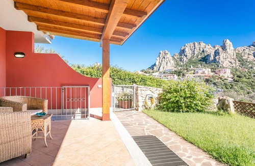 San Pantaleo House | 82 m² House ∙ 2 bedrooms ∙ 4 guests