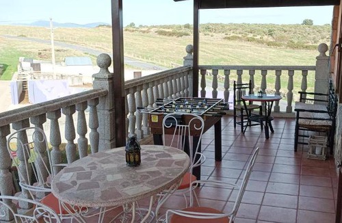 Valdefuentes de Sangusin House | 86 m² House ∙ 4 bedrooms ∙ 9 guests