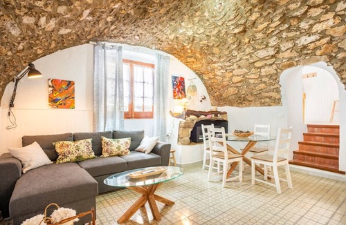 Cantallops House | 86 m² House ∙ 1 bedroom ∙ 3 guests