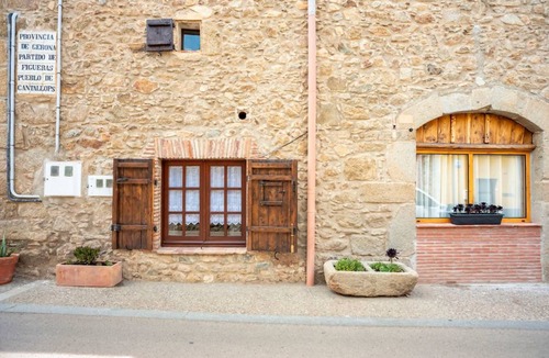 Cantallops House | 86 m² House ∙ 1 bedroom ∙ 3 guests