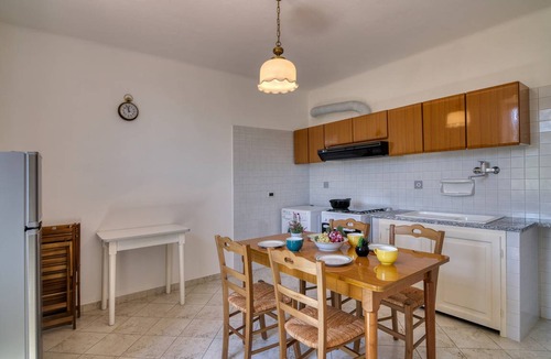 Moglio Apartment | 90 m² Apartment ∙ 2 bedrooms ∙ 4 guests