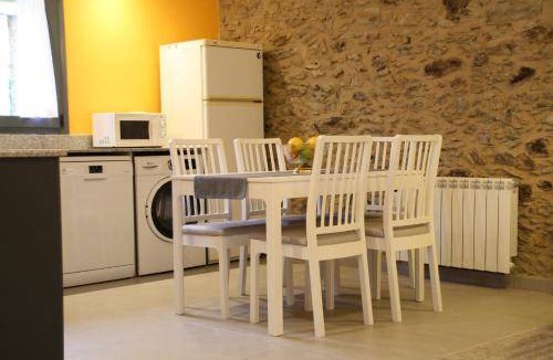 Espolla Apartment | 90 m² Apartment ∙ 3 bedrooms ∙ 6 guests