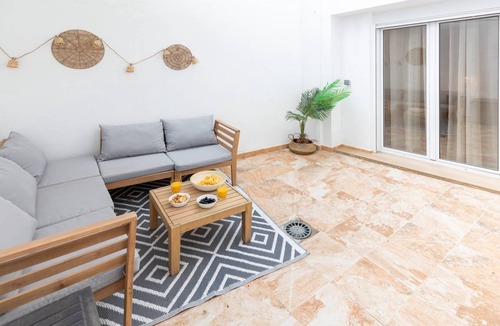 Sant Antoni Apartment | 90 m² Apartment ∙ 3 bedrooms ∙ 5 guests