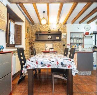 Langreo House | 90 m² House ∙ 3 bedrooms ∙ 5 guests