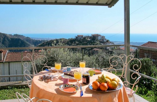 Montignoso Apartment | 95 m² Apartment ∙ 3 bedrooms ∙ 6 guests
