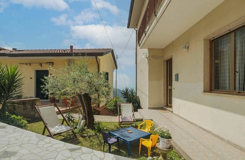 Montignoso Apartment | 95 m² Apartment ∙ 3 bedrooms ∙ 6 guests