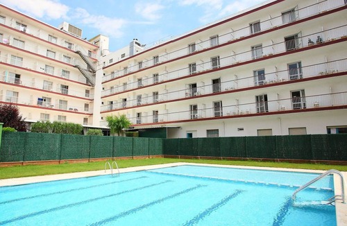 Malgrat de Mar Apartment | 95 m² Apartment ∙ 3 bedrooms ∙ 5 guests