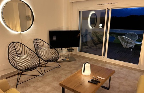 Pals Apartment | 95 m² Apartment ∙ 3 bedrooms ∙ 6 guests