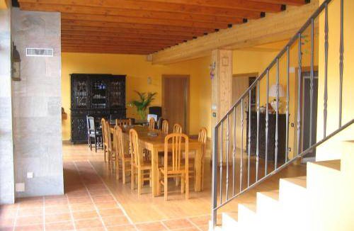 Valdelugueros House | 95 m² House ∙ 3 bedrooms ∙ 7 guests