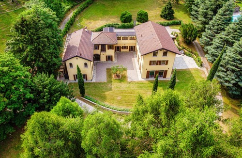 Canzo Villa | 950 m² Villa ∙ 6 bedrooms ∙ 13 guests