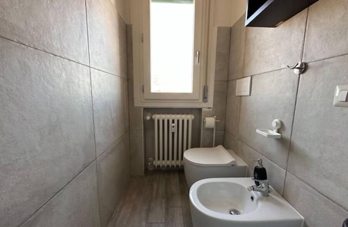 Crocetta-San Lazzaro-Modena Est Apartment | Abbot Modenese Suite
