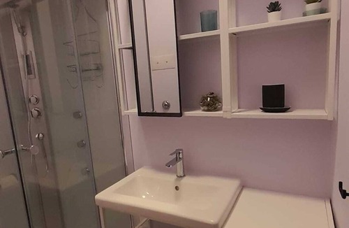 Padova Apartment | Accommodation in central location, Scientific University Pole, Hospital.