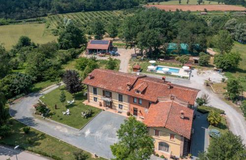 Bra House | Agriturismo Cascina Monchiero