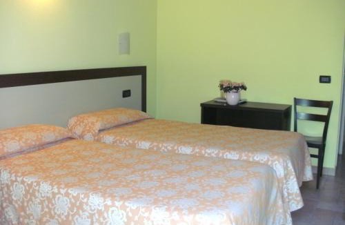 Camposanto House | Agriturismo Le Gazze