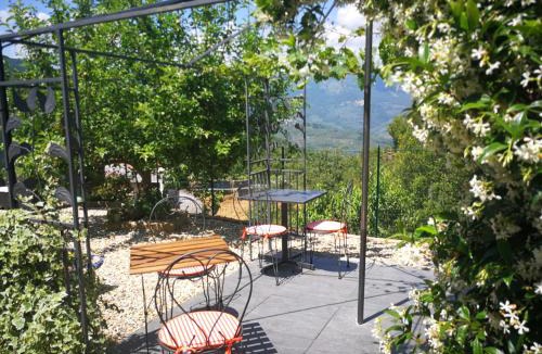 Lucinasco House | Agriturismo Nonni Devia