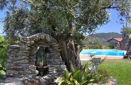 Nocera Terinese Apartment | AGRITURISMO VOTA, OASIS OF RELAXATION, SWIMMING POOL, FAMILY VACATION, CALABRIAN CUISINE