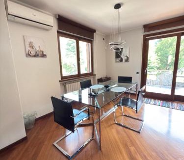 Canzo Apartment | Al Civico32