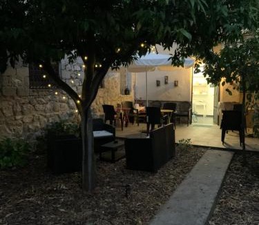 Fondi Bed & Breakfast | Al Giardino di Anna