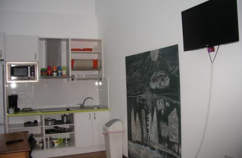 Aninon Hostel | Albergue El Castillo
