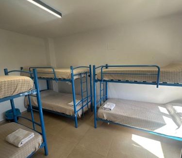 Monforte de Moyuela Hostel | Albergue El Muro
