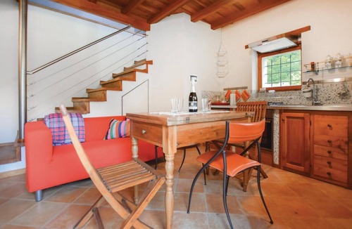 Pieve di Teco House | Amazing home in Pieve di Teco with WiFi