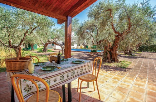 Tocco da Casauria House | Amazing home in Tocco da Casauria