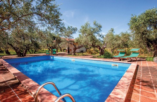 Tocco da Casauria House | Amazing home in Tocco da Casauria