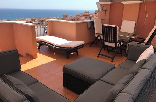 Los Puertos Apartment | Amazing Mountain & Sea Views