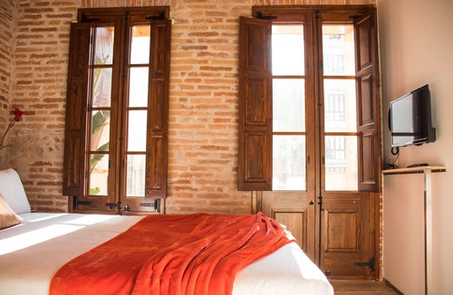 La Ribera House | Amfores Boutique Guest House