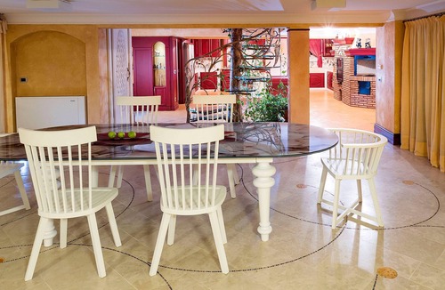 Donnalucata Villa | AMORE RENTALS - Villa Chiara with Internal Heated Pool