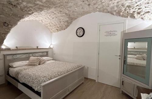 Casali di Serravalle Apartment | Antica Carbonaia di Norcia