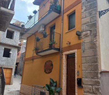 Motta Camastra Apartment | Antico Borgo - A due passi dalle Gole Alcantara