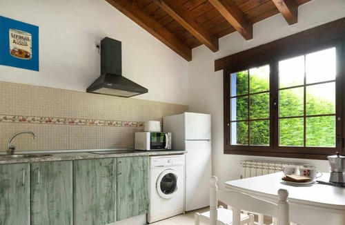 La Portilla Apartment | Apartamento Rural con Piscina Cerca de Llanes - Pdra002r