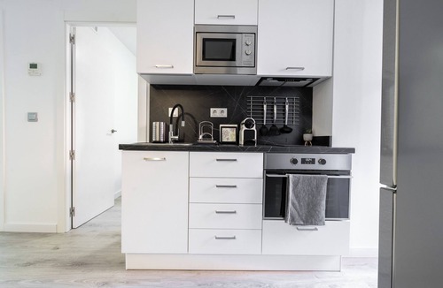 Albacete Apartment | Apartament Mani in Albacete with terrace next to El Corte Inglés