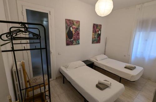Figueres Apartment | Apartamento al lado del Museo DalÍ