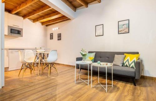 Doctor Barraquer-Grupo Renfe-Policlinico Apartment | Apartamento Macarena, en el Centro de Sevilla