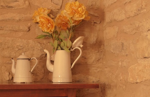Ibero Cottage | Apartment (2+1pax) next to the river, with pool and 10 minutes from Pamplona.