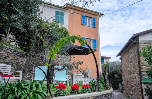 Cogorno Apartment | Apartment ∙ 2 bedrooms ∙ 4 guests