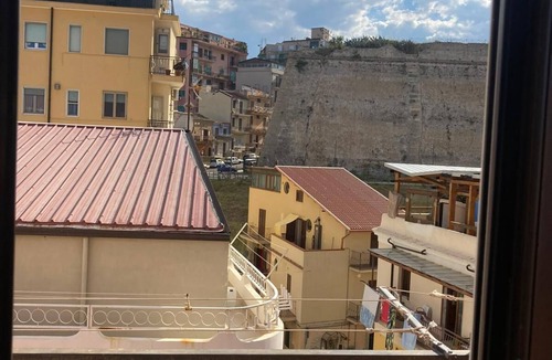 Crotone Apartment | Apartment 2 steps from the sea and downtown