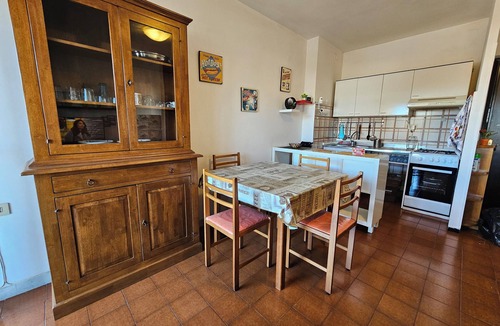 Cerenova Apartment | Apartment 20 Minutes from San Pietro: Your Coastal Paradise near Rome