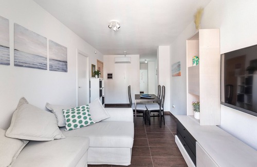 Murcia Apartment | Apartment "Amélie" with Balcony & Wi-Fi