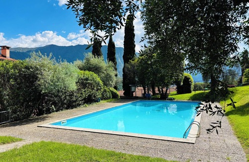 Azzano Apartment | Apartment Bella Vista In Mezzegra lake view pool home by Italian Apartments