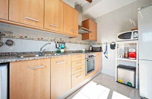 La Vilella Baixa Apartment | Apartment 'Ca La Palmira' with Mountain View, Wi-Fi and Air Conditioning