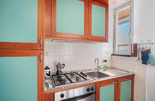 Lavina Apartment | Apartment 'Cadorna Fronte Mare' with Sea View, Wi-Fi and Air Conditioning