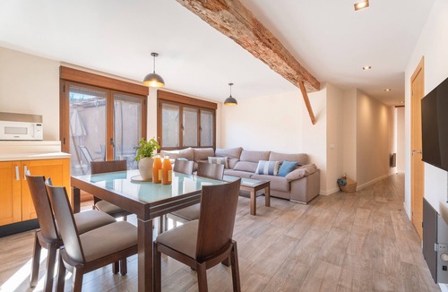 Casas Altas House | Apartment 'Casa Del Porton' with Mountain View, Private Terrace and Air Conditioning