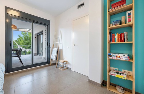Calafat Apartment | Apartment 'Casa Calafat' with Sea View, Private Terrace, WIFI and Air Conditioning