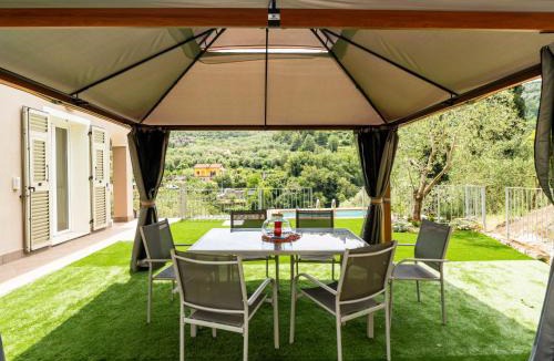 Pontedassio Apartment | Apartment Casa Mimosa by Interhome