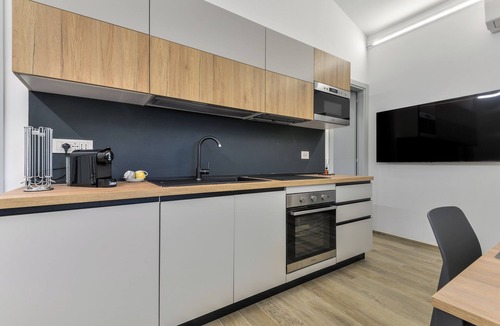 Lacona Apartment | Apartment 'Casina Napoleonica Con Vista' with Private Garden, Wi-Fi and Air Conditioning